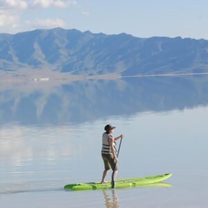 Stand up inflatable paddle board with pump