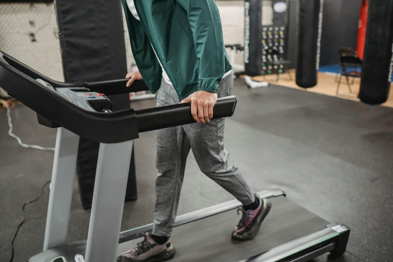 Smart Tech in Gym Equipment and Catering to Diverse Fitness Groups