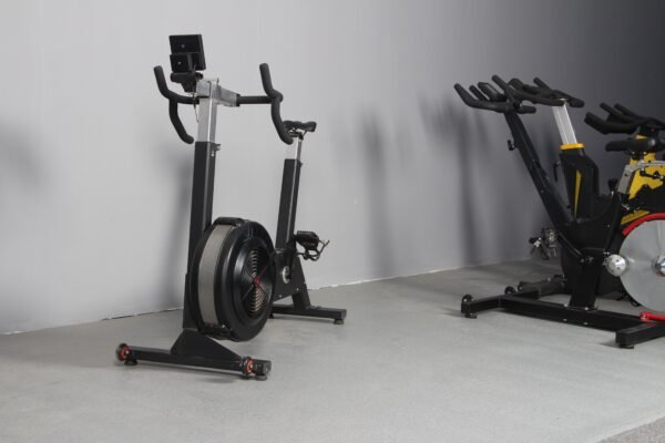 2025 hot selling indoor fitness bike fitness equipment magnetic spinning bike exercise - 图片 5